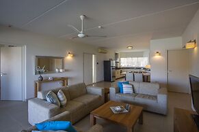 Blue Bay Beach Apartments