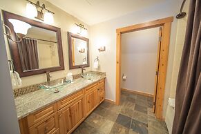 Expedition Station 8564