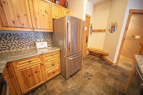 Expedition Station 8564