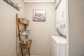 Tennis Townhomes 1319