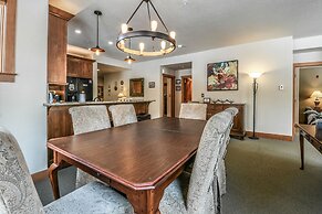 Red Hawk Townhomes 2333