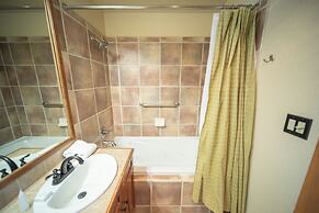 Red Hawk Townhomes 2333