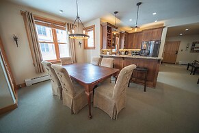 Red Hawk Townhomes 2333