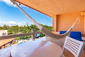 Puerto Aventuras Hotel & Beach Club