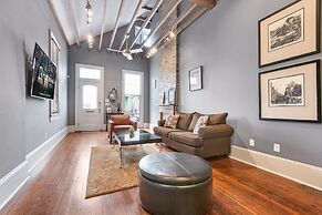 Hosteeva 2BR Steps to St. Charles Ave