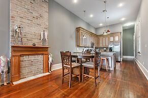 Hosteeva 2BR Steps to St. Charles Ave