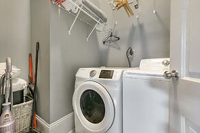 Hosteeva 2BR Steps to St. Charles Ave