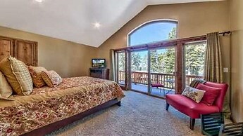 Lv12: Luxury Villa Walk to the Beach