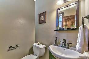 Lv12: Luxury Villa Walk to the Beach