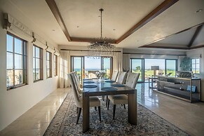 Lx14: Luxury Golf Course Villa With 360 Ocean View