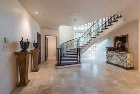 Lx14: Luxury Golf Course Villa With 360 Ocean View