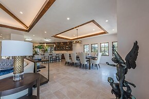 Lx14: Luxury Golf Course Villa With 360 Ocean View