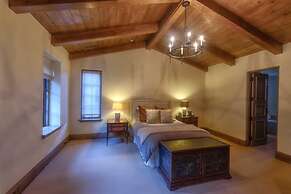 LX1 Chateau D' Renaitre Estate - Carmel-by-the-sea