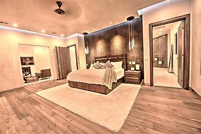 Lx1a: Luxury Contemporary Villa in The Middle of Nature