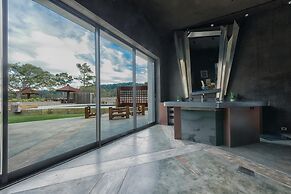 Lx21: 360 Ocean View