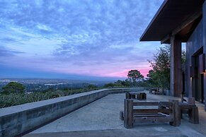 Lx21: 360 Ocean View