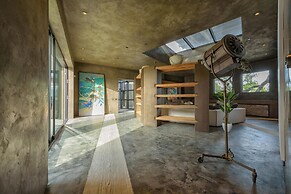 Lx21: 360 Ocean View