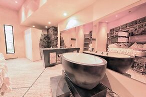 Lx21: 360 Ocean View