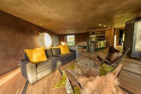 Lx21: 360 Ocean View