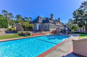 Lx33: Luxury Vacation Villa On Pebble Beach With Pool