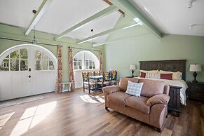 LX3 Renaissance Carmel Valley Villa Pool and Spa