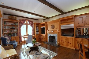 Hamilton Guest House by Elevate Rooms