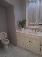 Hamilton Guest House by Elevate Rooms