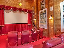 Lx28: Gold Beach Oceanfront Estate