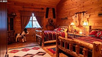 Lx28: Gold Beach Oceanfront Estate