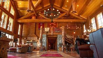 Lx28: Gold Beach Oceanfront Estate