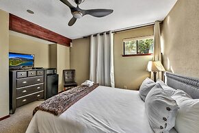 Mv49 Lake Tahoe a Block From the Caverock Beach