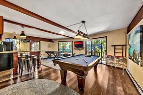 Mv49 Lake Tahoe a Block From the Caverock Beach