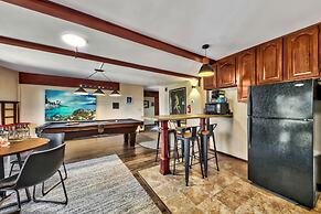 Mv49 Lake Tahoe a Block From the Caverock Beach