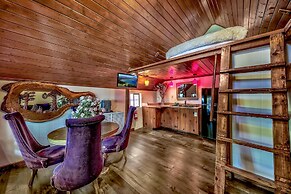 Mv49 Lake Tahoe a Block From the Caverock Beach