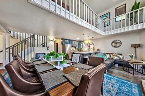 Mv49 Lake Tahoe a Block From the Caverock Beach