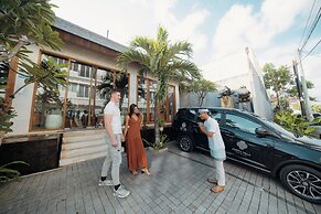 Astera Villa Seminyak by Ini Vie Hospitality
