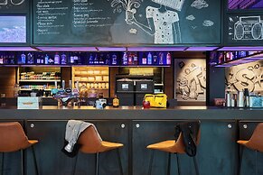 Moxy Birmingham NEC