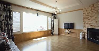 Namhae Bins House Pension