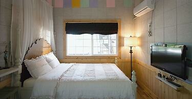 Namhae Bins House Pension