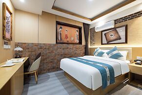 East Hotel The Forbidden City Drum Tower