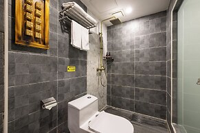 East Hotel The Forbidden City Drum Tower