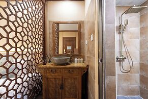 East Hotel The Forbidden City Drum Tower