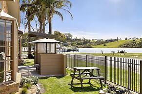 Riviera Beach Resort