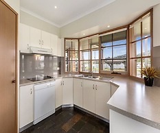 Riviera Beach Resort