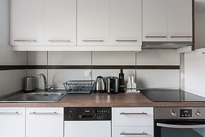 UPSTREET Modernized & Spacious 2BD Apartment in Chalandri