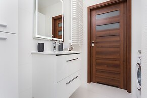 Apartamenty InPoint Mogilska Tower