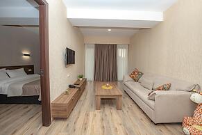 Crystal Resort