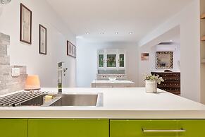 Piazza Savoia Stylish Flat