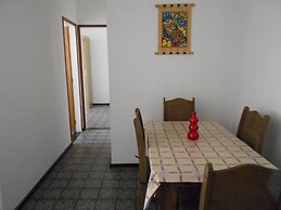 Gohouse - Pontoes 703