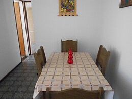 Gohouse - Pontoes 703